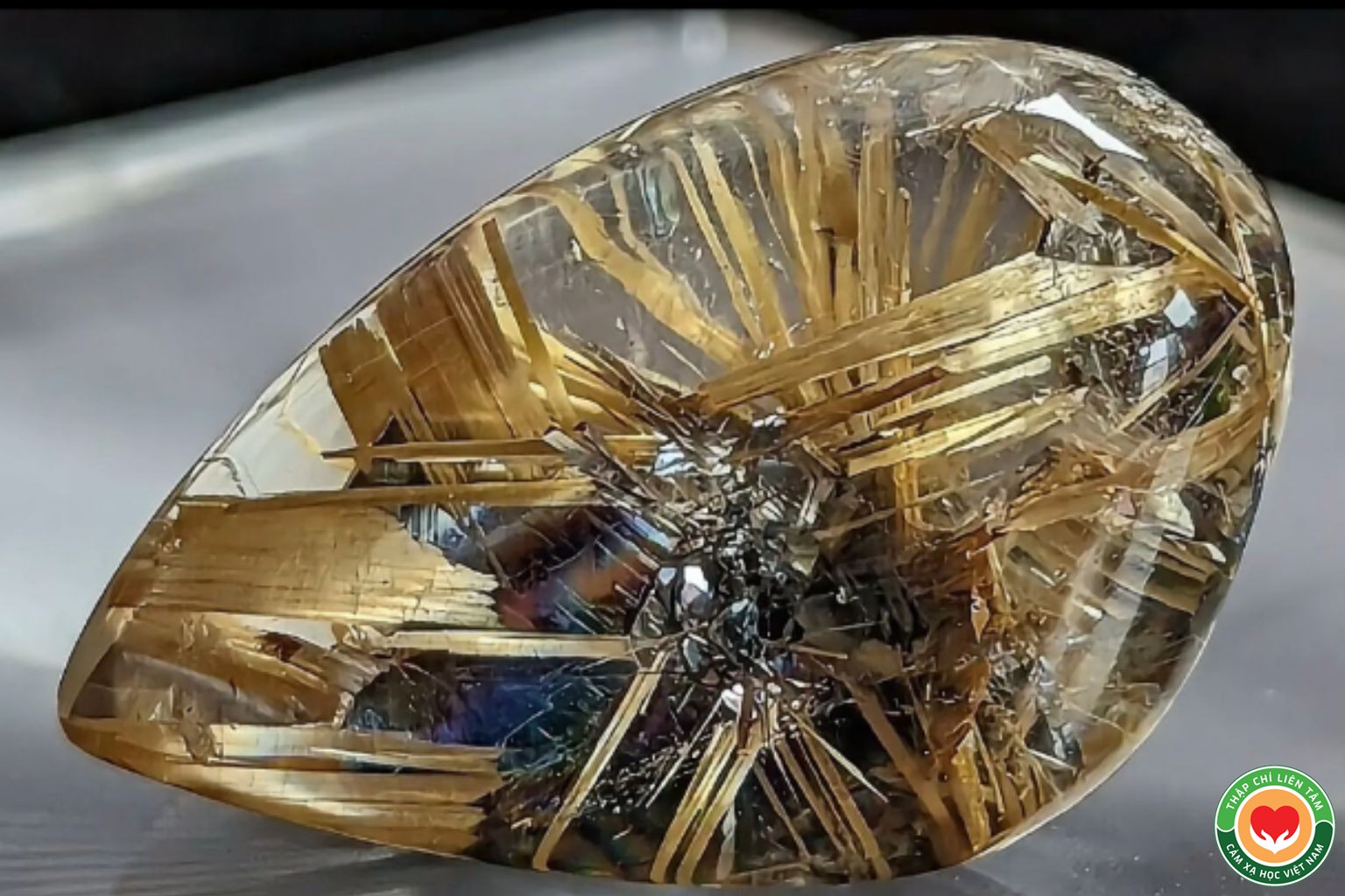 Thạch Anh Rutil (Thạch Anh Tóc): Ý Nghĩa, Tác Dụng và Ứng Dụng (bài 90)