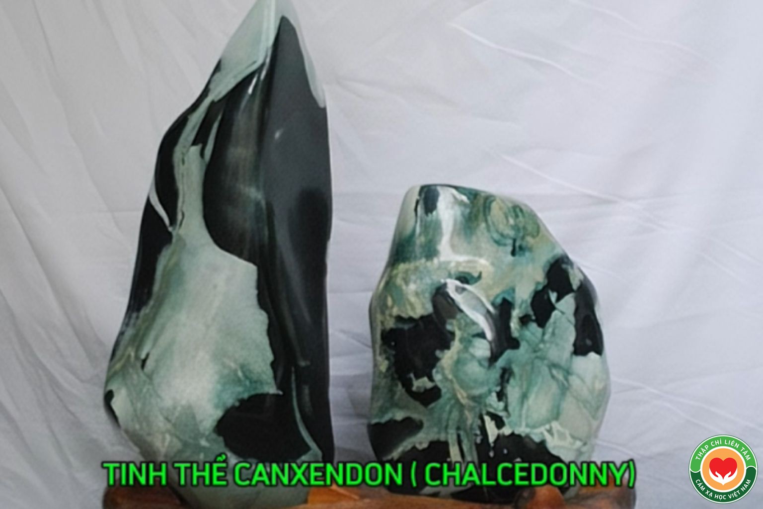 Tinh Thể Canxedon (Chalcedony): Ý Nghĩa, Tác Dụng và Ứng Dụng (bài 43)